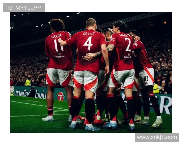 德甲激战曼联大胜里昂红牌争议引发全场热议与数据分析