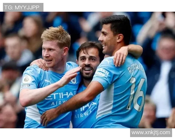 足总杯激战曼城与巴黎圣日耳曼战平红牌事件引发全场热议