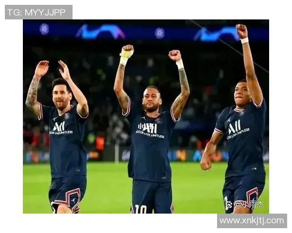 国王杯精彩对决巴黎圣日耳曼五球大胜曼联全场沸腾瞬间回顾