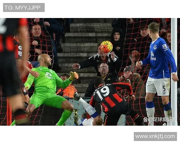 足总杯惊现争议判罚多特蒙德1-0力克拜仁引爆全场激情