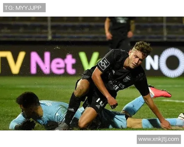 欧联杯激战莱比锡与本菲卡1比1平局红牌事件引发全场热议